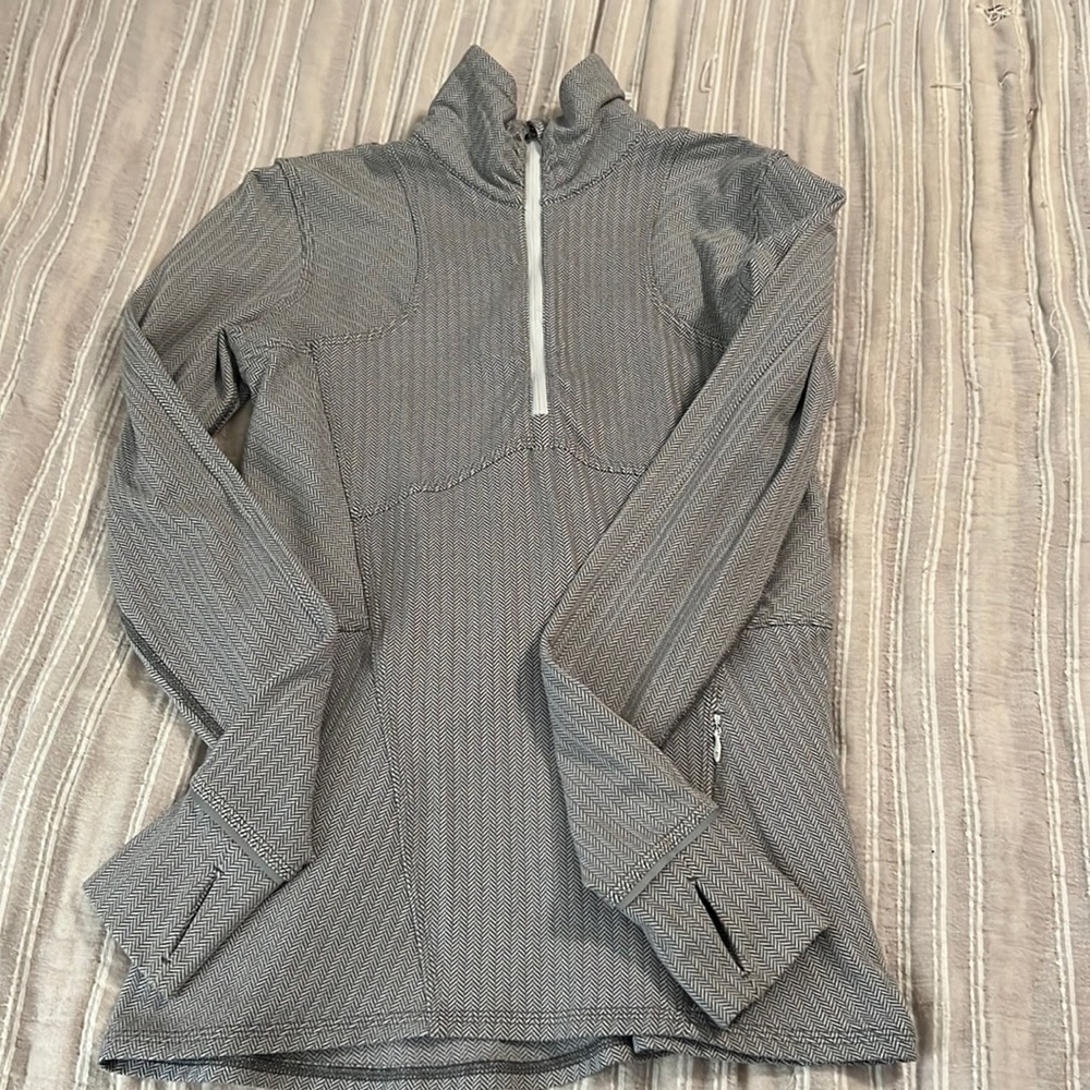 lululemon long sleeve, fleece lined top